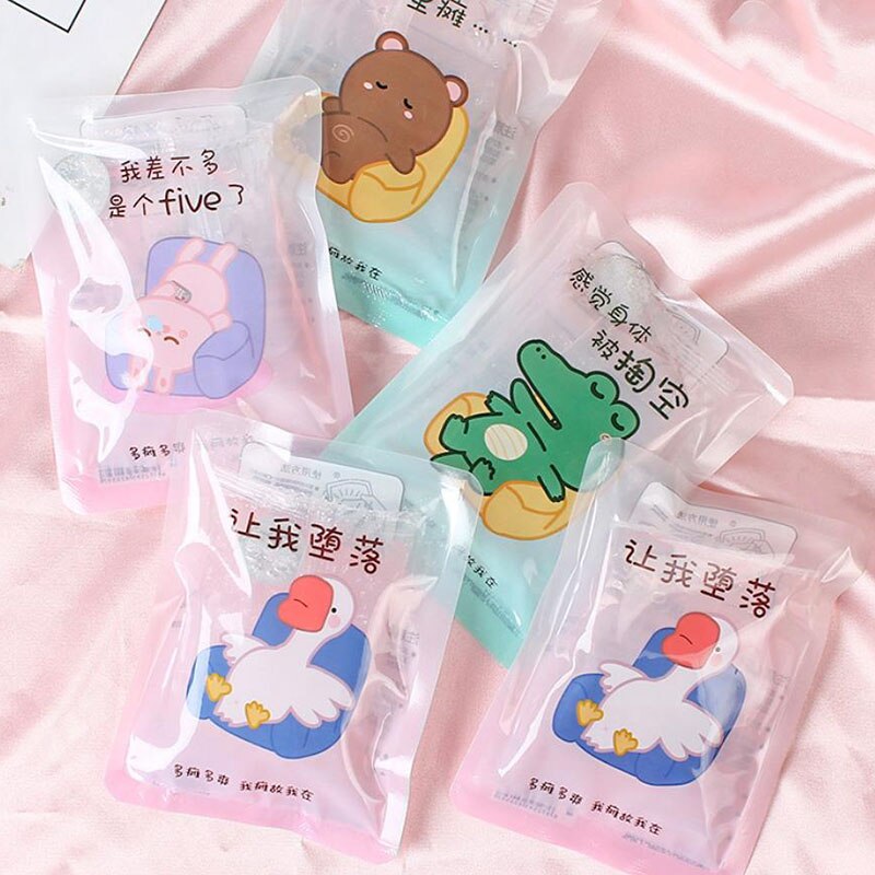 1 Pcs Mini Winter Reusable Gel Hand Warmer Transparent Cute Word Print Instant Heating Pack Warmer Water Bags Color Random