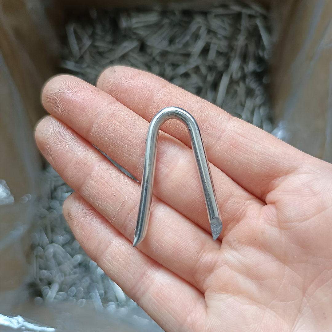 50 Stück Befestigungselemente für Patchkabel, ZaunnäGel, Befestigungsklammern, U-förmig, für Drahtzäune Ich bin Freien, Holz