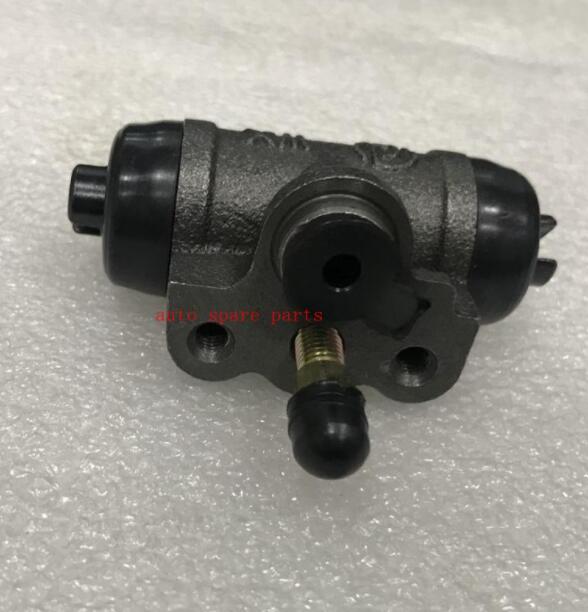 Hydromot- Remcilinder. Eenvoudigwerkende hydraulische cilinder, met terugtrekveer voor aanhangwagens en 100 mm slag, aansluiting: G 3/8 Hydromot- Remcilinder. Eenvoudigwerkende hydraulische cilinder, met terugtrekveer voor aanhangwagens en 100 mm slag, aansluiting: G 3/8