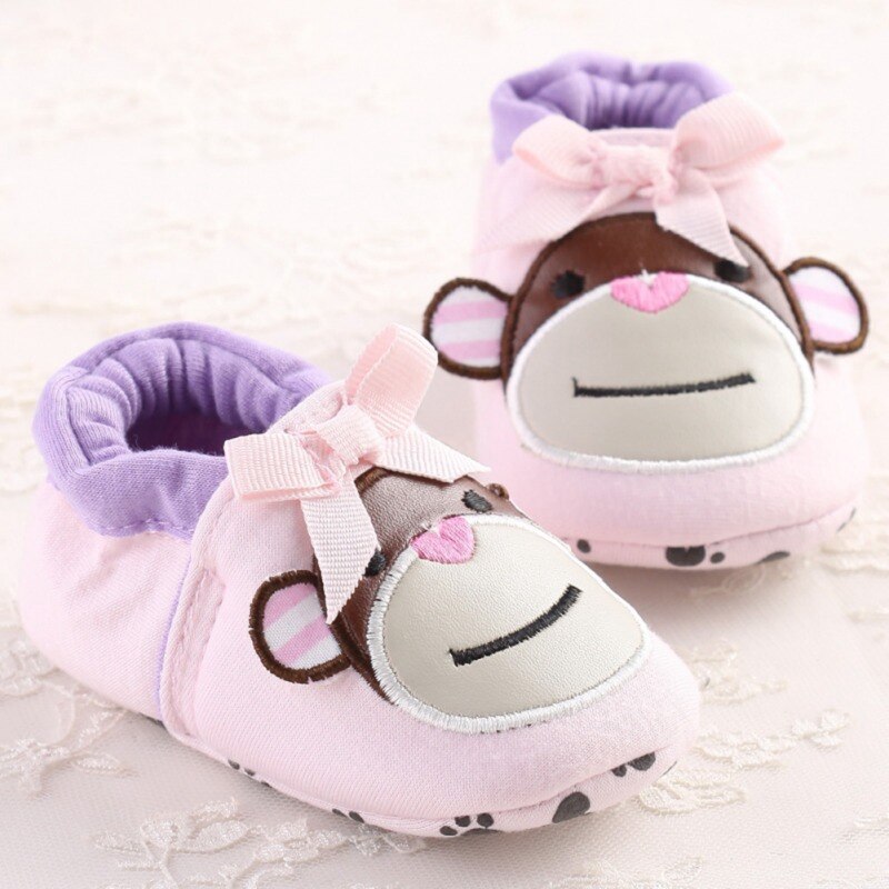 Zapatos de algodón para bebé recién nacido, zapatos de primavera bonitos de animales para bebés y niñas, zapatos clásicos de suela blanda para bebés, primeros caminantes