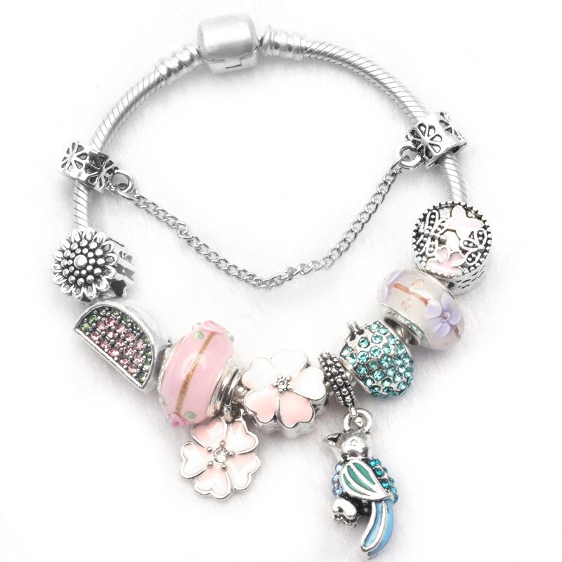 Tibetan Silver Plate Jewelry Pink Flower Charm Bracelet DIY Petal Glass Beads Exquisite Ladies Bracelet Jewelry