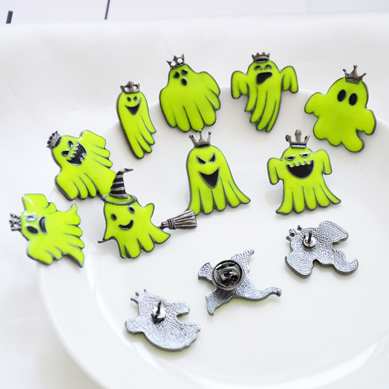 Schattige lichtgevende spookspelden en broches halloween revers kroon hoeden rugzak badge kinderen volwassenen jeans jas jas decoratie sieraden