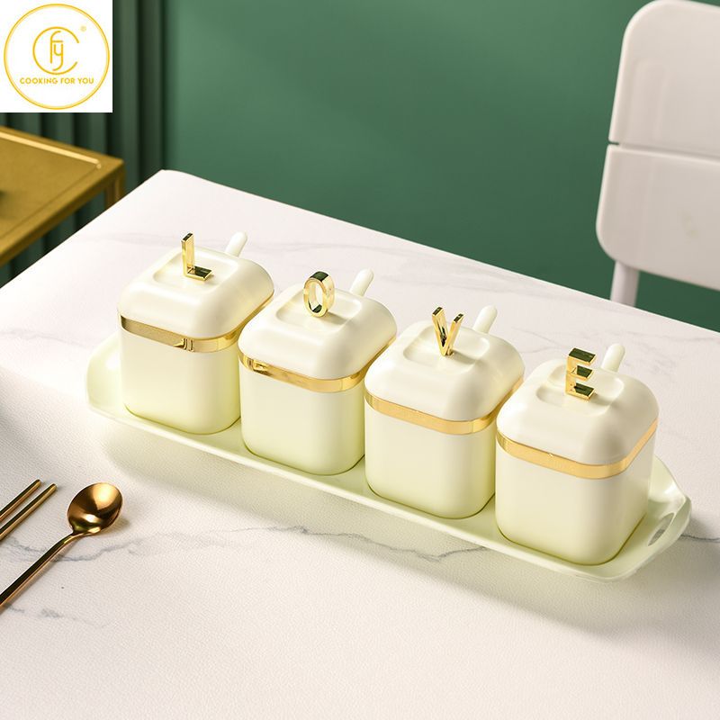 3/4Pcs Plastic Kruiden Tank Keuken Zout Shaker Opslag Organisatie Gereedschap Spice Container Bus Set Familie Spice Organisator