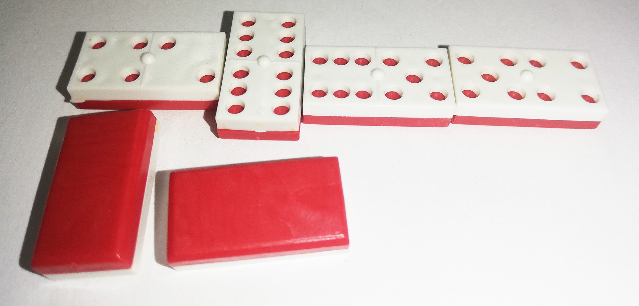 Domino, Mini Dominó 28 fichas fabricado en España juego mesa ideal para viaje camping jugar en familia