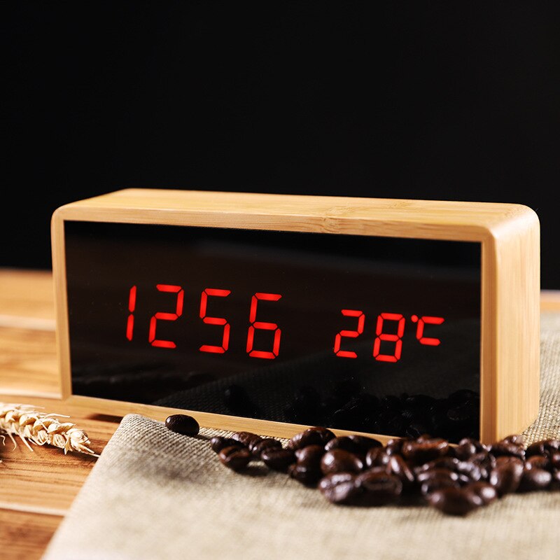 Elektronisk led-ur bambus træ håndværk bordur med temperatur / dato / tid display skrivebord spejl alarm alarm hjemme desktop indretning: Rødt lys