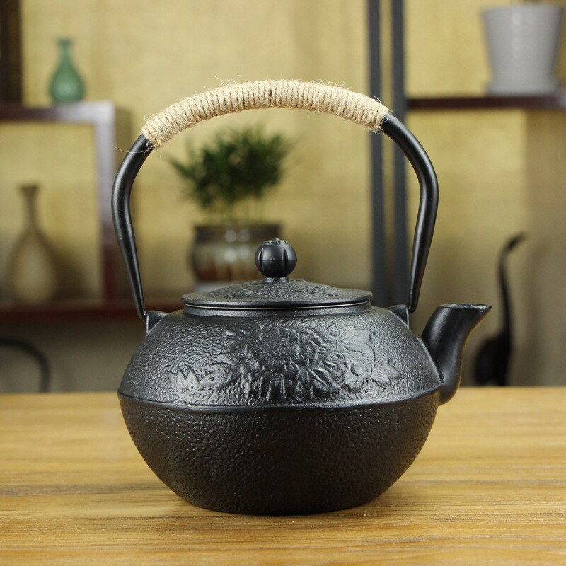 Gjutjärnskruka japansk ren handgjord järnkruka föredrar ögonbrynsspets järntekanna obestruken järnkruka clearance blomma svart 1.2l: M