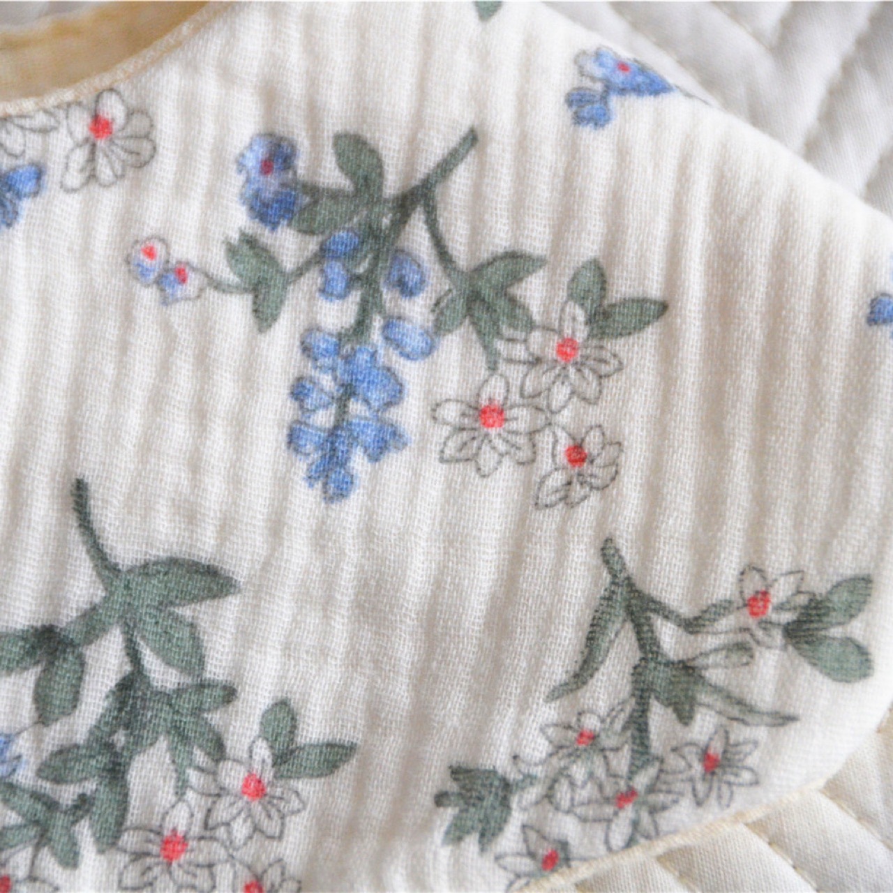 Bavaglini per neonati con rotazione a 360 gradi simpatico cartone animato neonato Bandana bavaglino fiore rutto stoffa morbido neonato ragazzo ragazze saliva asciugamano