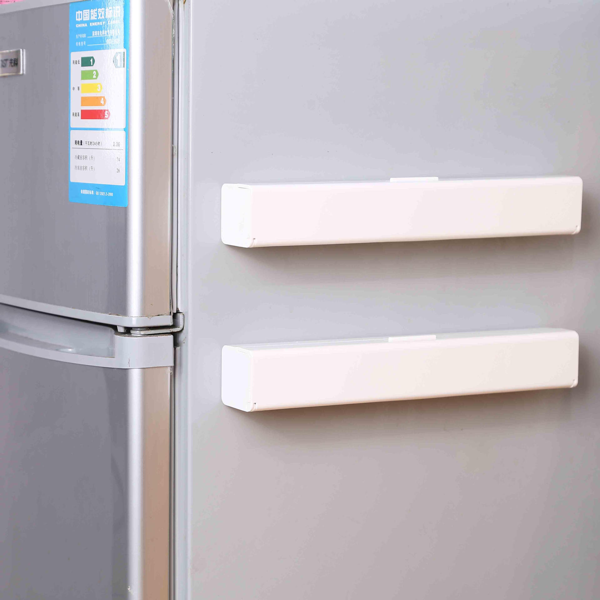 Plastic Wrap Dispenser Keuken Gereedschap Cling Voedsel Magneet Cutter Dispenser Film Cutter Opslag Houder Keuken Accessoires Wrap