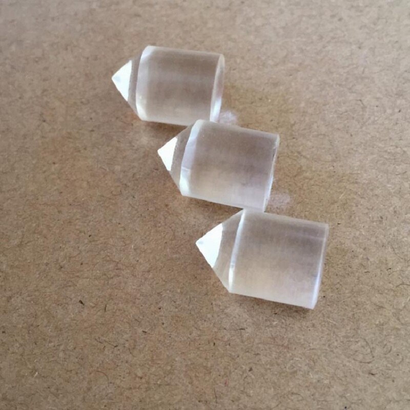 90 degrees conic lens 10 mm height of 15 mm in diameter