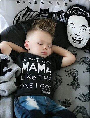 Nyfödda småbarn spädbarnskläder,coola kläder för pojkar, t-shirt för bebisar t-shirt + slitna jeans jeansbyxor kläder set