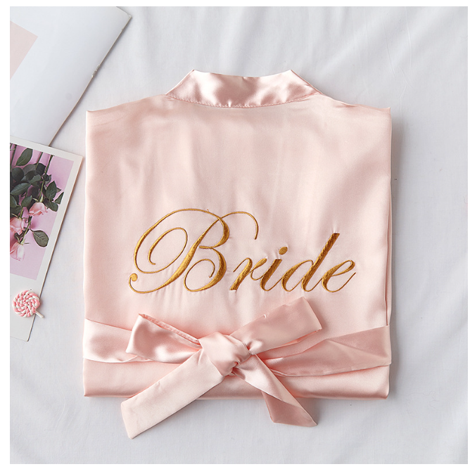 Bride To Be Team-bata de satén y seda para novia, batas de dama de honor para boda, despedida de soltera, de despedida de soltera, decoración de boda: M / Beige