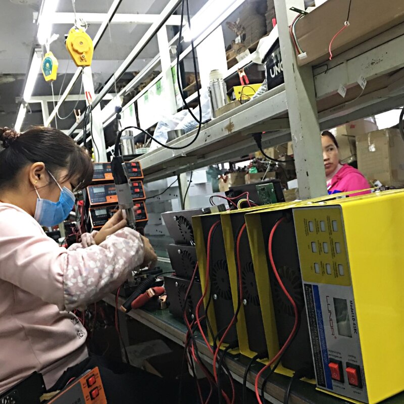 RU Car Battery Charger Automatic Intelligent Pulse Repair 130V-250V 200AH 12V 24V With Adapter