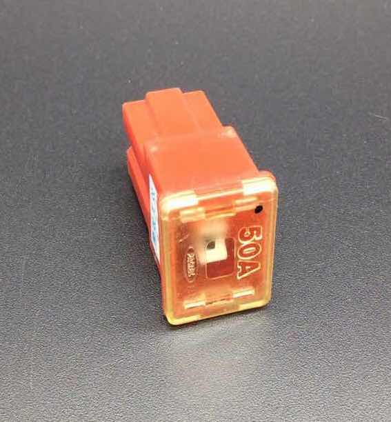 2pcs for Yamaha YZF-R1 R6 FJR1300 FZ1 FZ8 XTZ1200 XSR900 main fuse 50A motorcycle