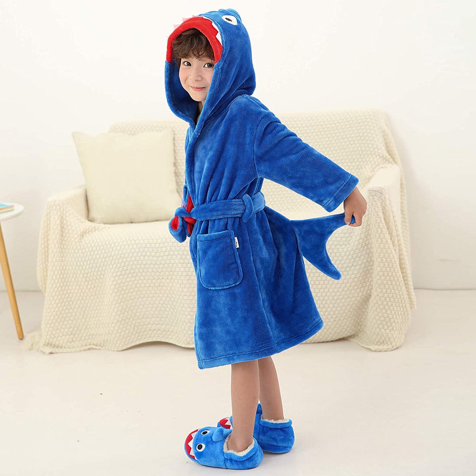 Bata de noche de franela con estampado de tiburón de dibujos animados para niños, traje de baño cómodo para el hogar, 3T-9T, manga larga, tridimensional, F4