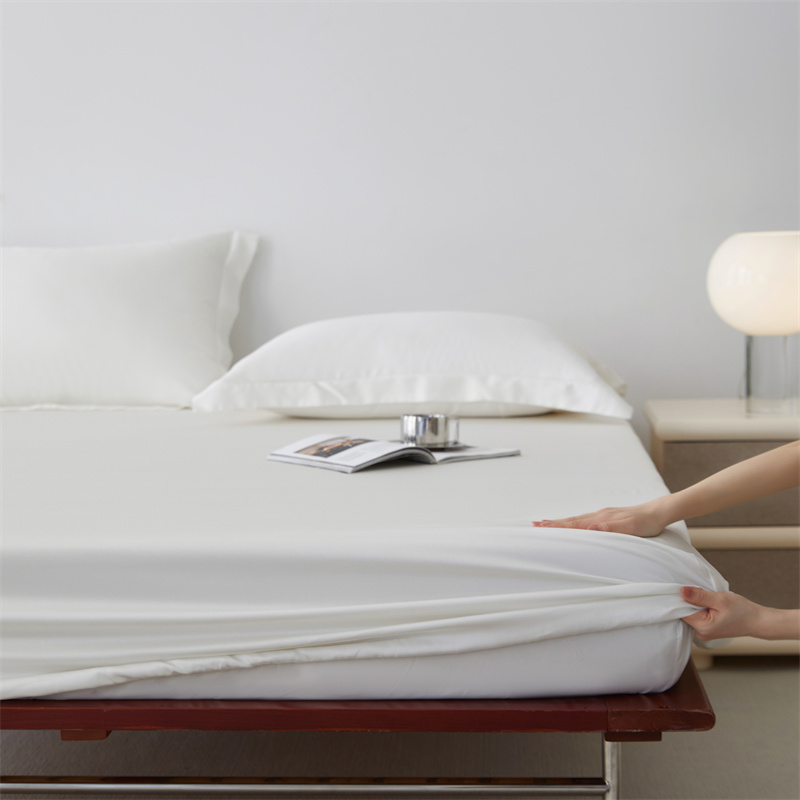 1pc myke og komfortable madrassbeskyttere i lyocell. kjølende og pustende madrasstrekk som kan brukes hele året. ,1.5m laken.