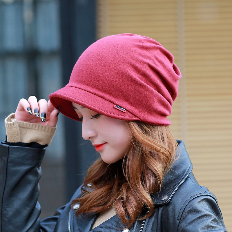 Vrouwelijke herfst en winter cap dubbele eend tong cap hoofddoek hoed: red