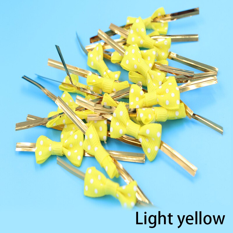 100Pcs DIY Bow Tie Wrapping Golded Wire Bowknot Binding Wire Lollipop Candy Packaging Bags Fastener Sealing Fixed Ties: Light yellow
