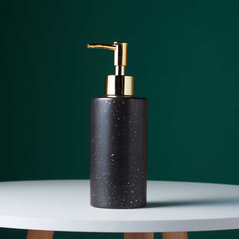 Matte black/white/green gold point pattern bathroom hand soap dispenser ceramic lotion bottle soap dish Bathroom supplies: Round Black