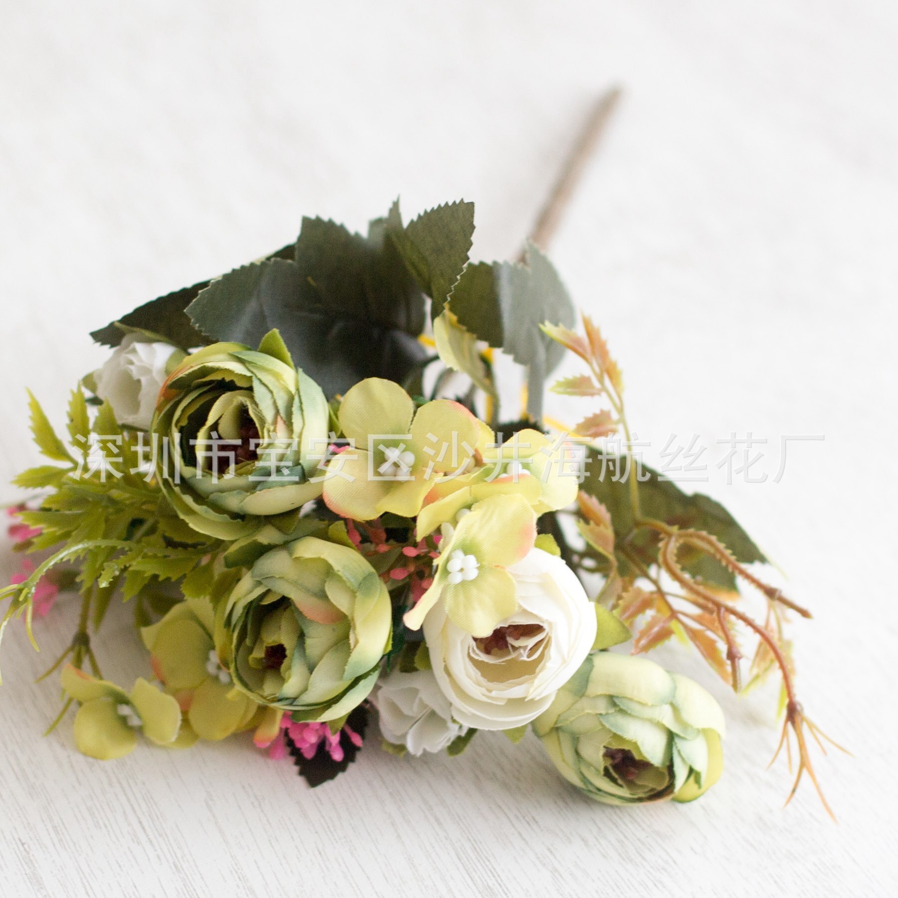Hipster 5 têtes diamant thé bourgeon artificiel bouton de rose mariage décoratif fleur ameublement maison fleur européenne: Vert