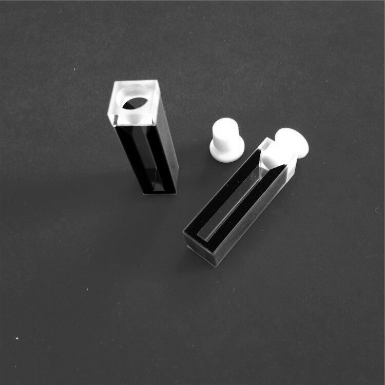 Q34 semi-micro quartz cell with black wall and stopper