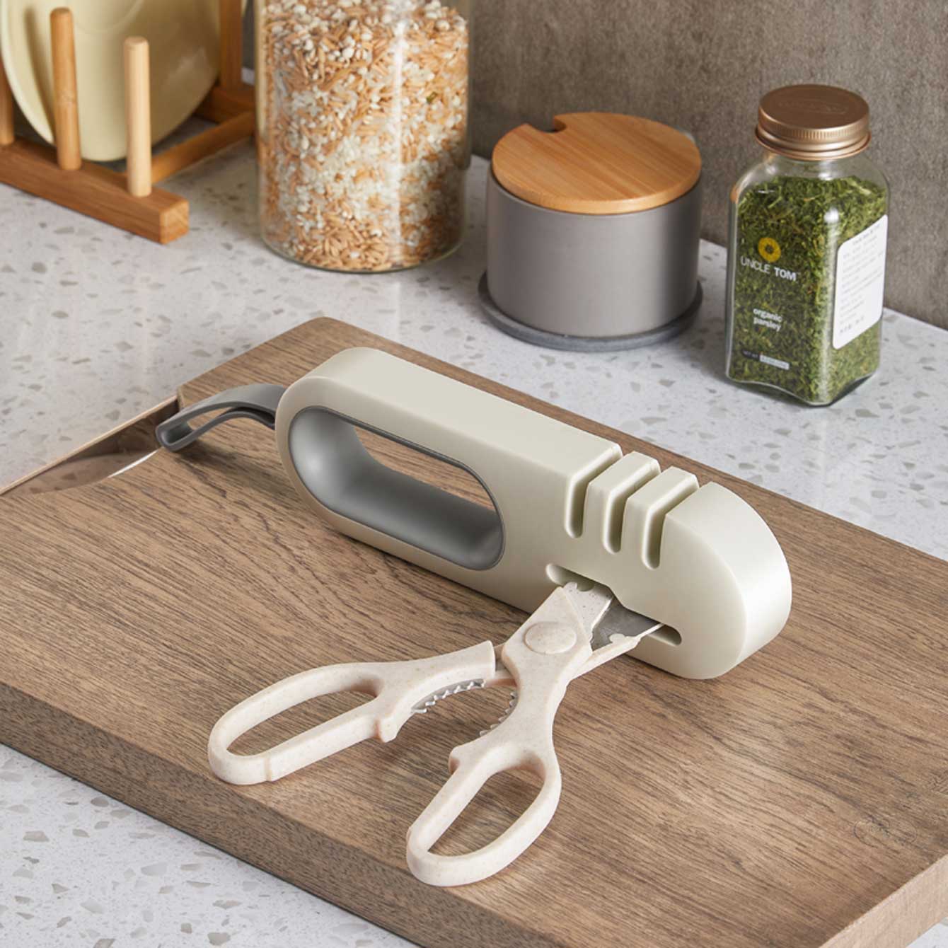 1 draagbare multifunctionele messenslijper - met een handig en een veilig ergonomisch handvat, met een antislipbasis