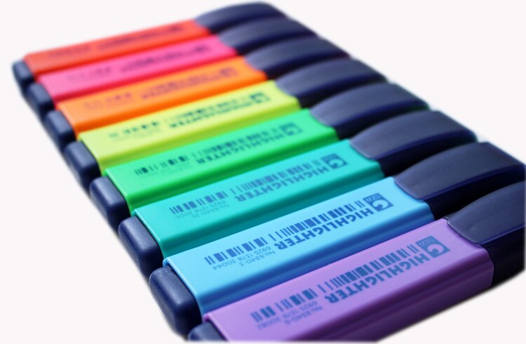 8 farge highlighter tusj 8 penner/boks, meiselspiss  of 5mm,  fargerik blekk, ygb 00014