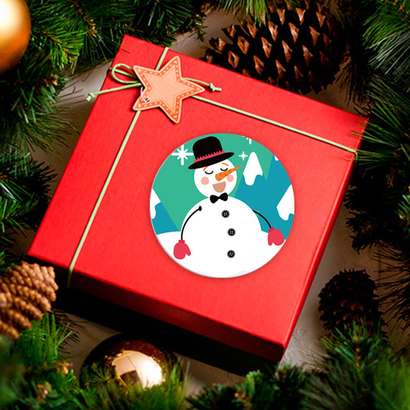 500pcs Per Roll Christmas Stickers Roll Cartoons Card Pack Sticker Christmas Santa Label Sealing Decor Party