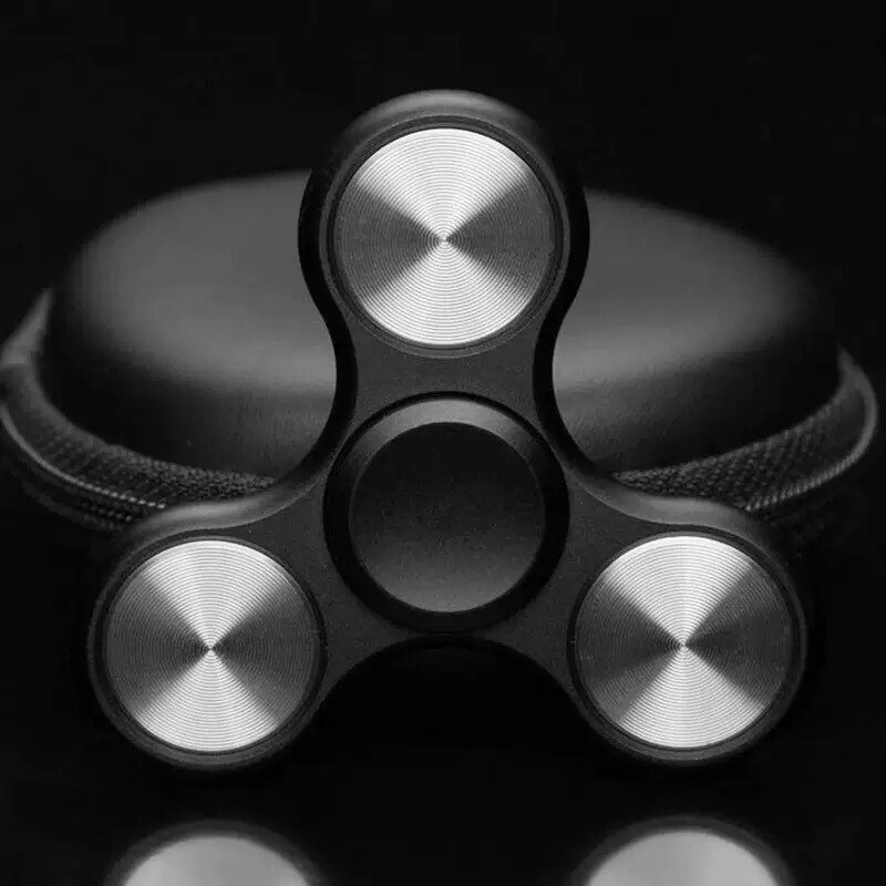 YUC Matte Alloy Hand Spinner Mute Bearing R188 Metal Finger Spinner Advanced feel Relief Stress Toy Kids Finger Fidget Spinner: Black