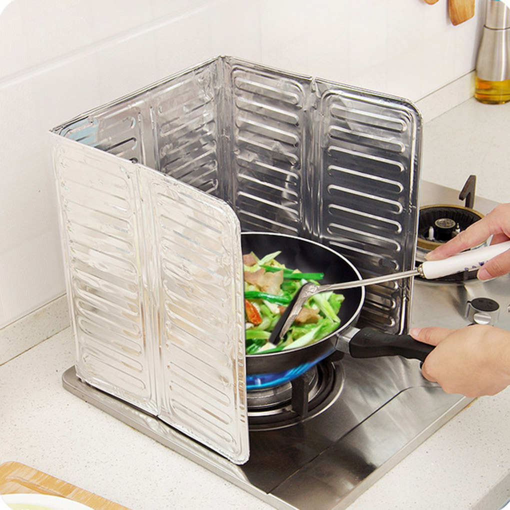 Køkken madlavning friture olie sprøjt beskyttelse gaskomfur olie fjernelse rustplade køkkenvagt komfur sprøjteplade stegepande dele