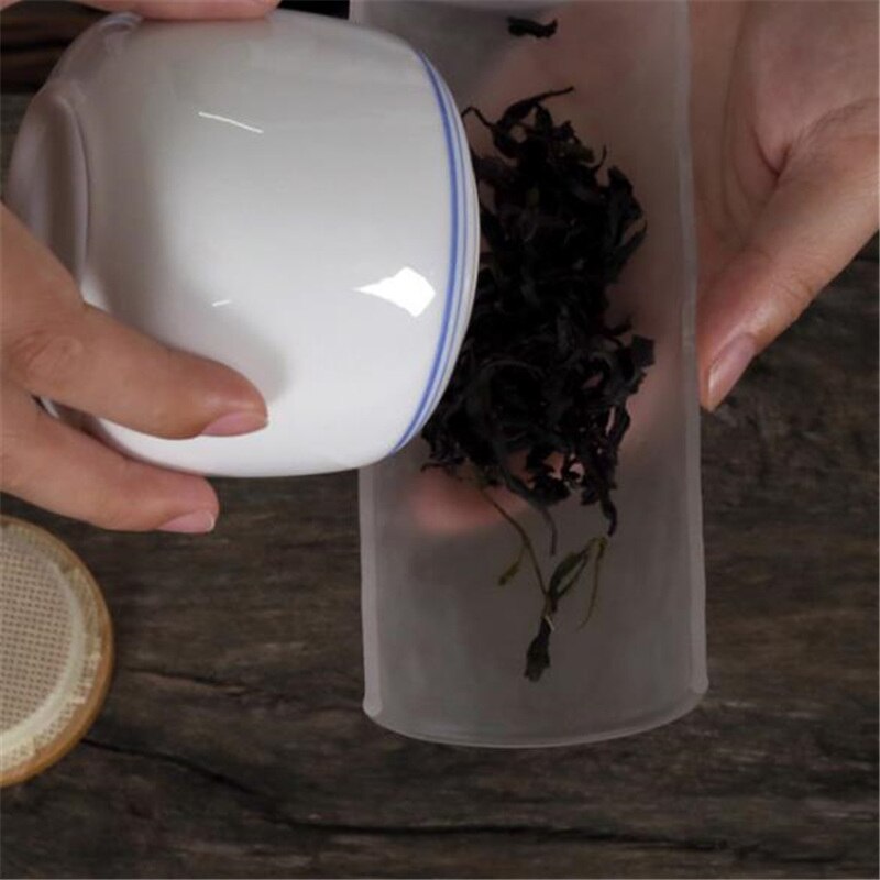 Retro Bamboo Lid Seal Ceramic Tea Cans Food Storage Chinese Pastoral Style Porcelain Mini Sealed Tea Caddy Candy Jars Canister