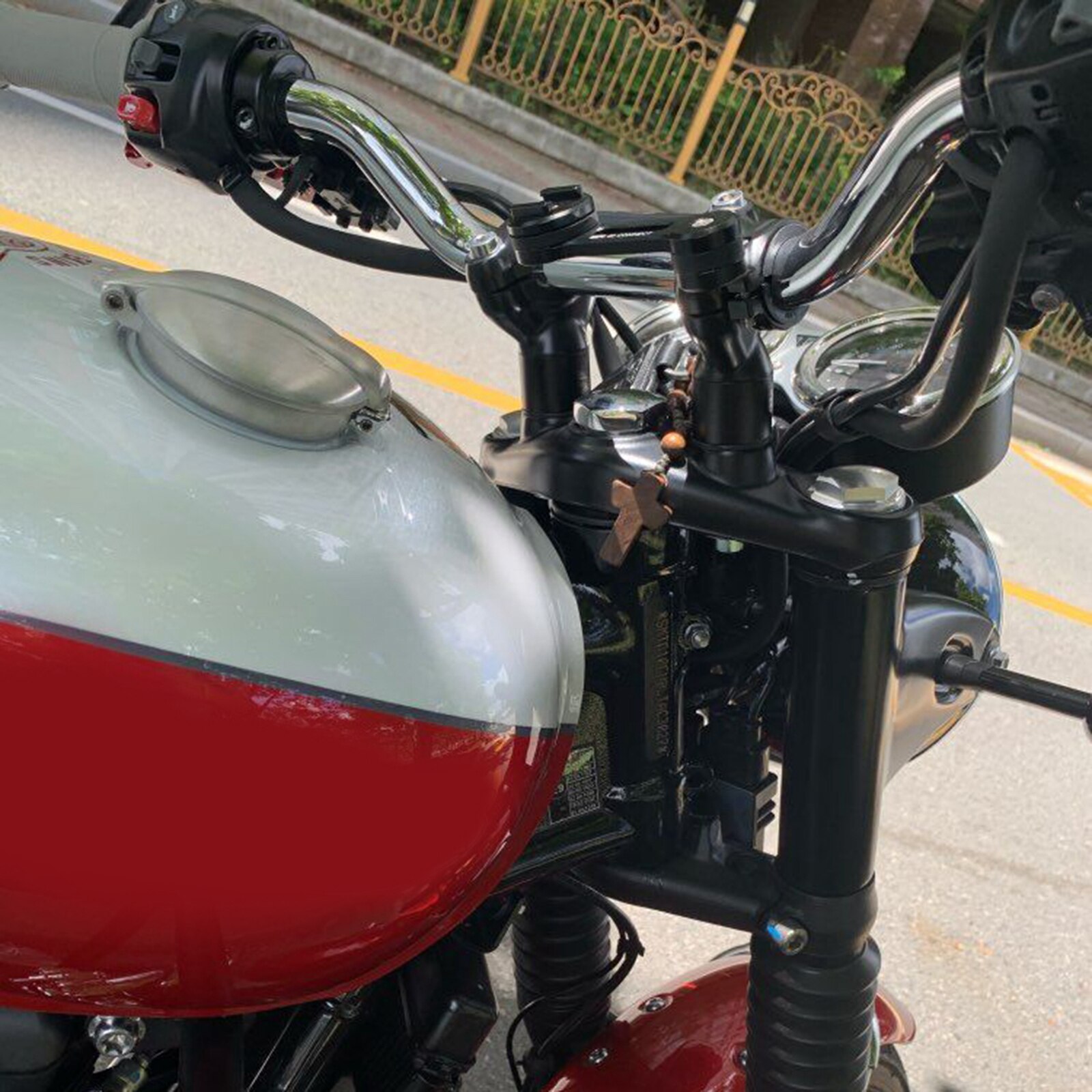 Pair Motorbike Motorcycle Handle Bar Mount Mounting Riser For Triumph Bonneville