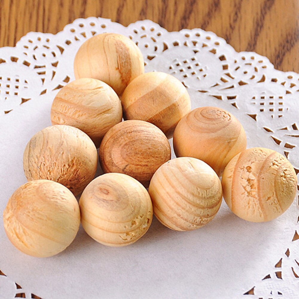 20pcs/pack Natural Cedar Wood Balls Moth Repellent for Drawers Storage Boxes Closets