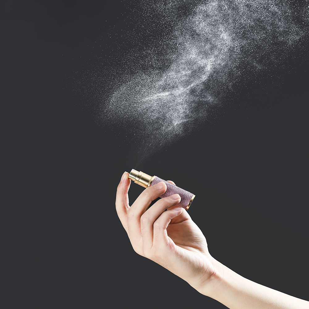 Atomizador de Perfume de cuero de 5ml, contenedores de cosméticos líquidos portátiles, Mini botellas rellenables de Perfume para viaje, pulverizador vacío
