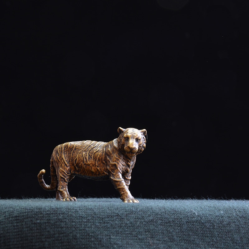 Mini messinki tiikeri patsas paperipaino vintage koristelu ornamentti eläin veistos kotitoimiston kirjoituspöytä koriste hauska lelu