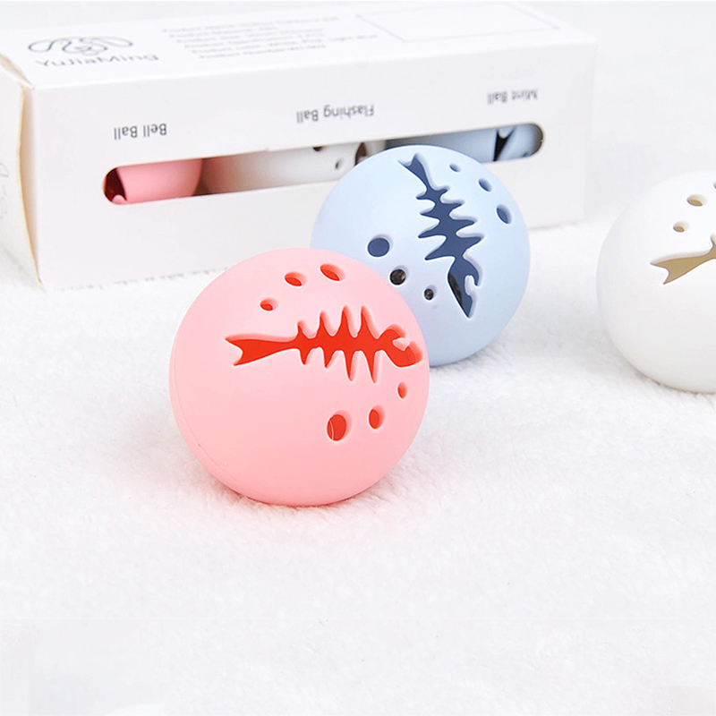 3Pcs Dierbenodigdheden Kat Spelen Speelgoed Lichtgevende Kat Catnip Glow Bell Kitten Interactieve Bal
