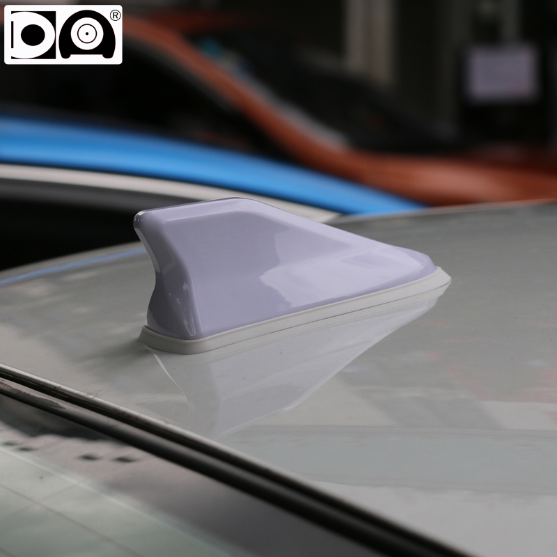 Renault Megane Waterproof shark antenna Strong radio signal Piano painting Abs plastic