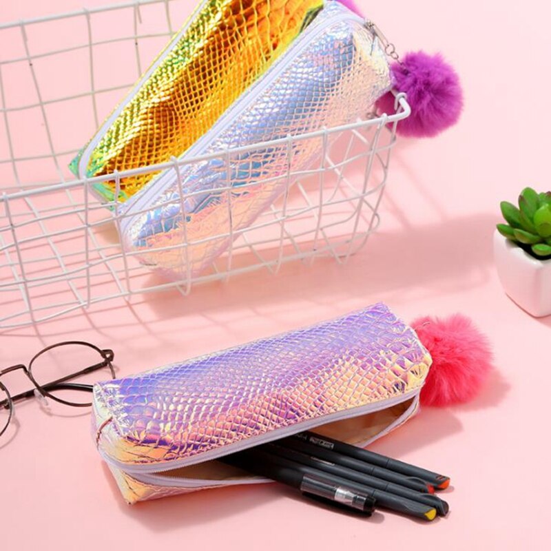 Leuke Iriserende Holografische Etui Voor Meisjes Pu School Potlood Doos Hairball Potlood Tas Schoolbenodigdheden Briefpapier