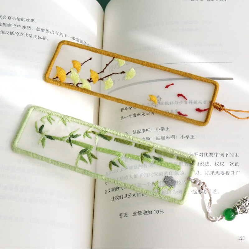 DIY Embroidered Bookmark Material Package Embroidery Starter Kit With Flowers Plant Pattern Color Threads Handmade Bookmark Kit