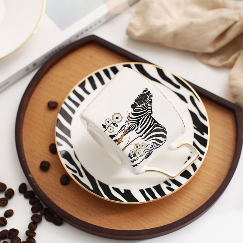 Nordisk stil zebra älgbenporslin kaffekopp och tefatuppsättningar engelska phnom penh svart tekopp