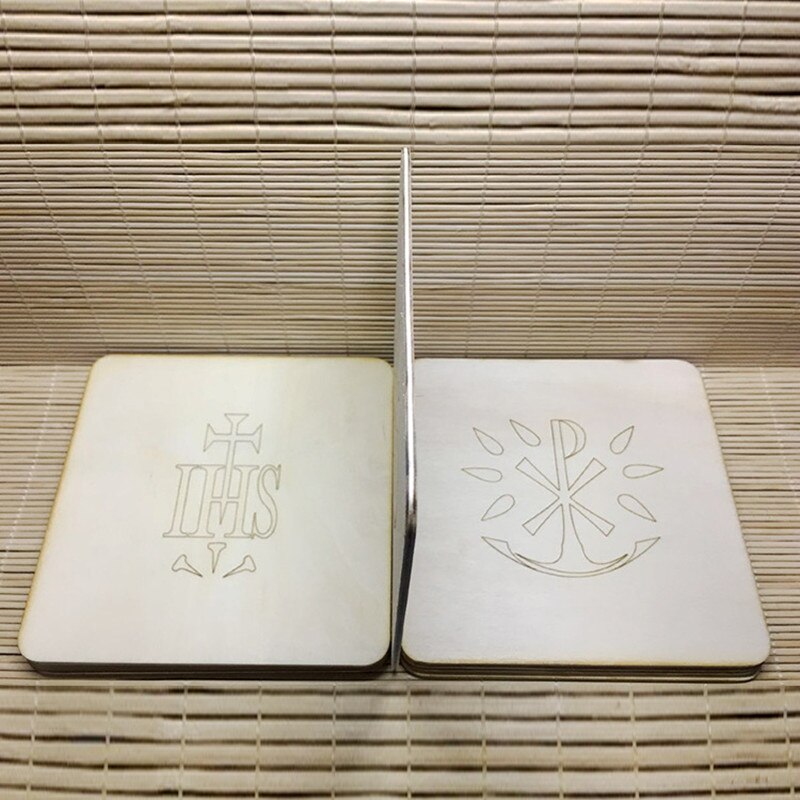 Special items for the Mass Liturgy of the Catholic Holy Lord&#39;s Cup Lid Church Utensils Relics Catholic