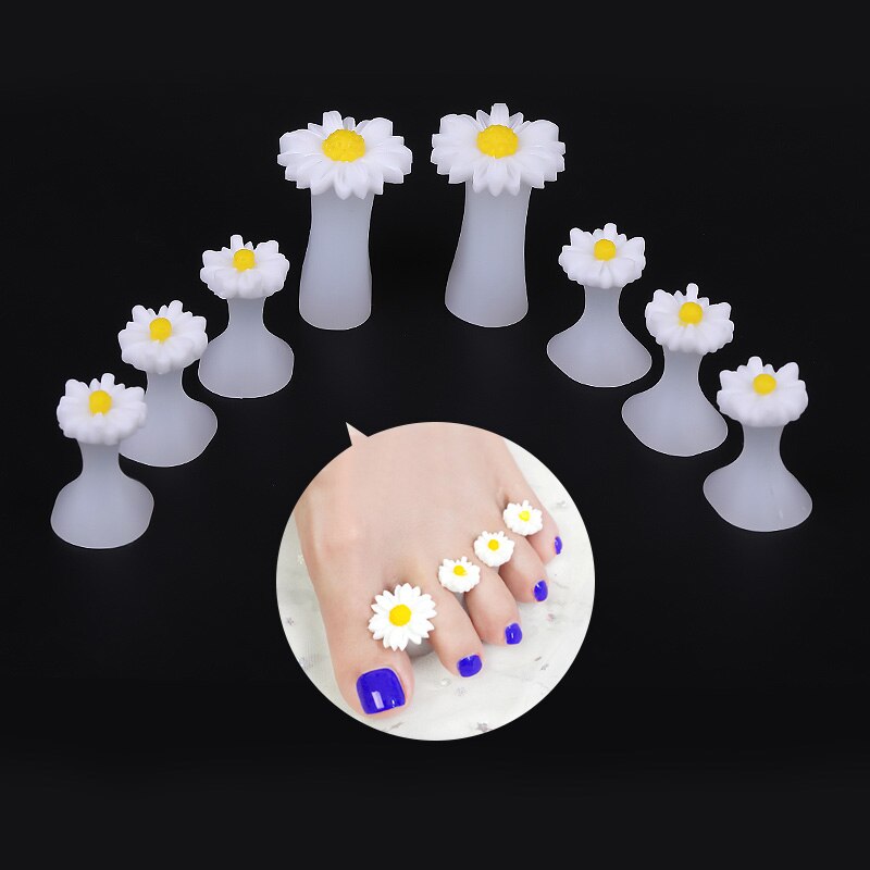 8Pcs Nail Art Toe Separator Flower Heart Pearl Diamond Silicone Foot Toes Separators Silica Gel Finger Toe Spreader