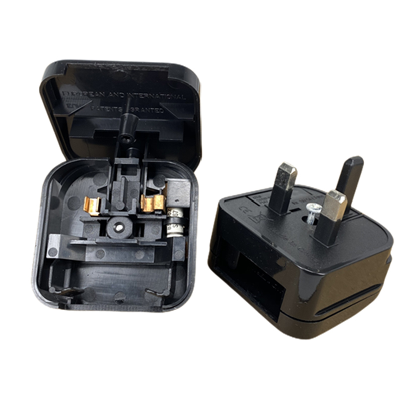 EU 2pin Naar UK 3pin Plug Adapter Met 3A/5A/13A Zekering UK Britse Elektrische reisadapter Converter Socket Netsnoer Outlet