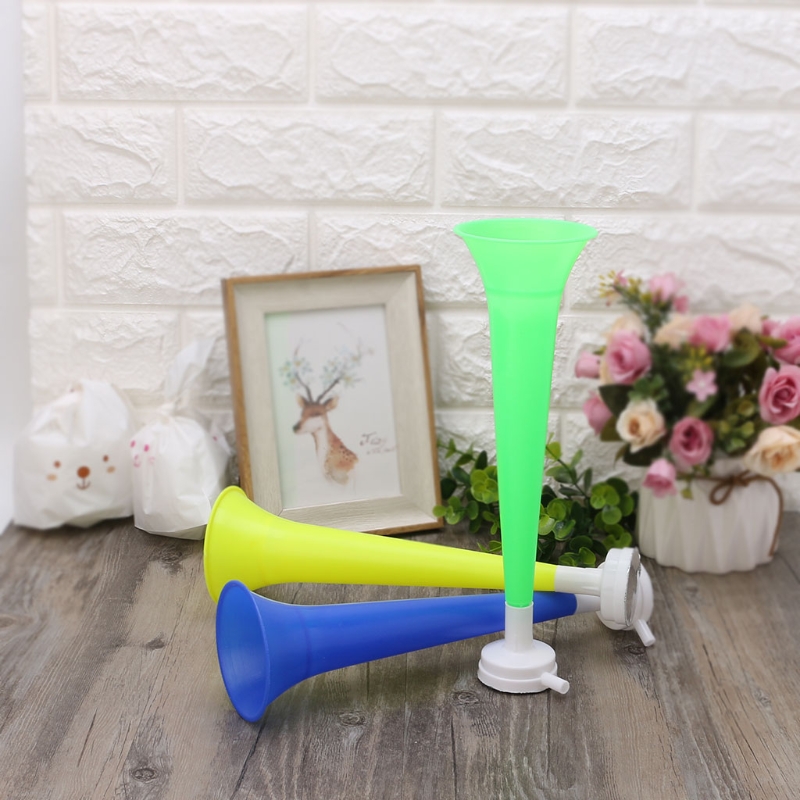Claxon de plástico para jugadores de fútbol, accesorios de animación, Trompeta de Color aleatorio para chico vuvuvuzela, 1 unidad
