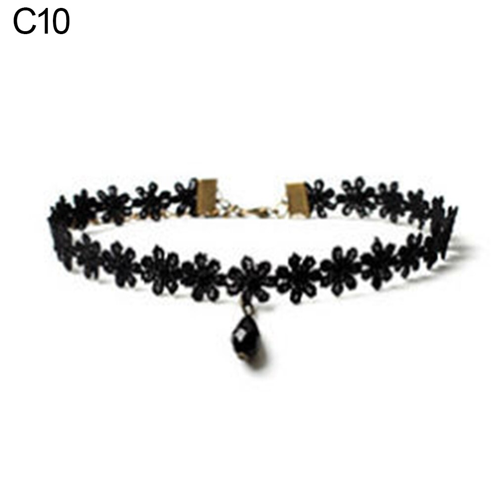 Women\'s Triangle Pendant Flower Lace Layered Wavy Velvet Vintage Choker Necklace: C10