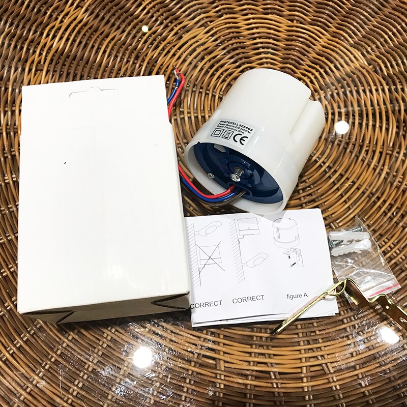 Waterproof outdoor automatic street light control switch 25A sensor switch controller 220V photoelectric light senser adjustable