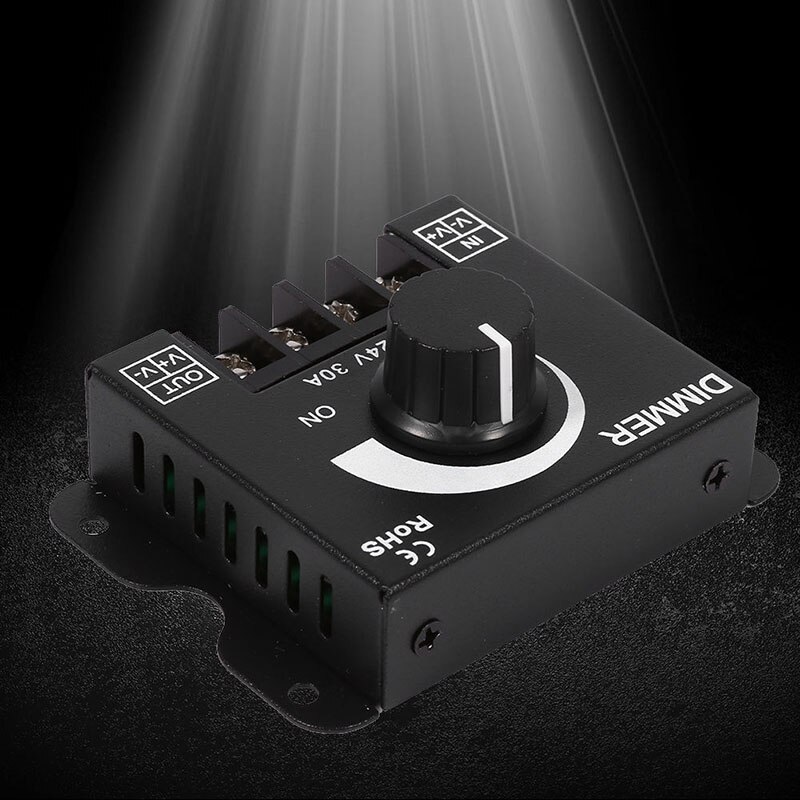 Nieuw 12 V-12 V 30A Metalen LED Dimmer Controller Handmatige Bediening voor Strip Licht XSD88