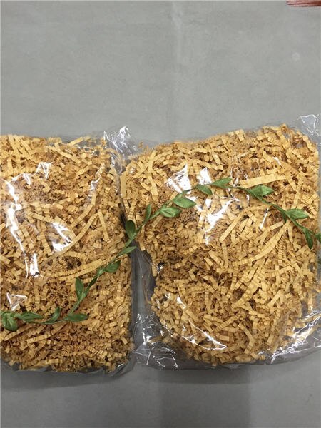 2 poser raffia strimlet krøllet papir konfetti boks fyllmateriale bursdag bryllupsfest rekvisita: Lys gul