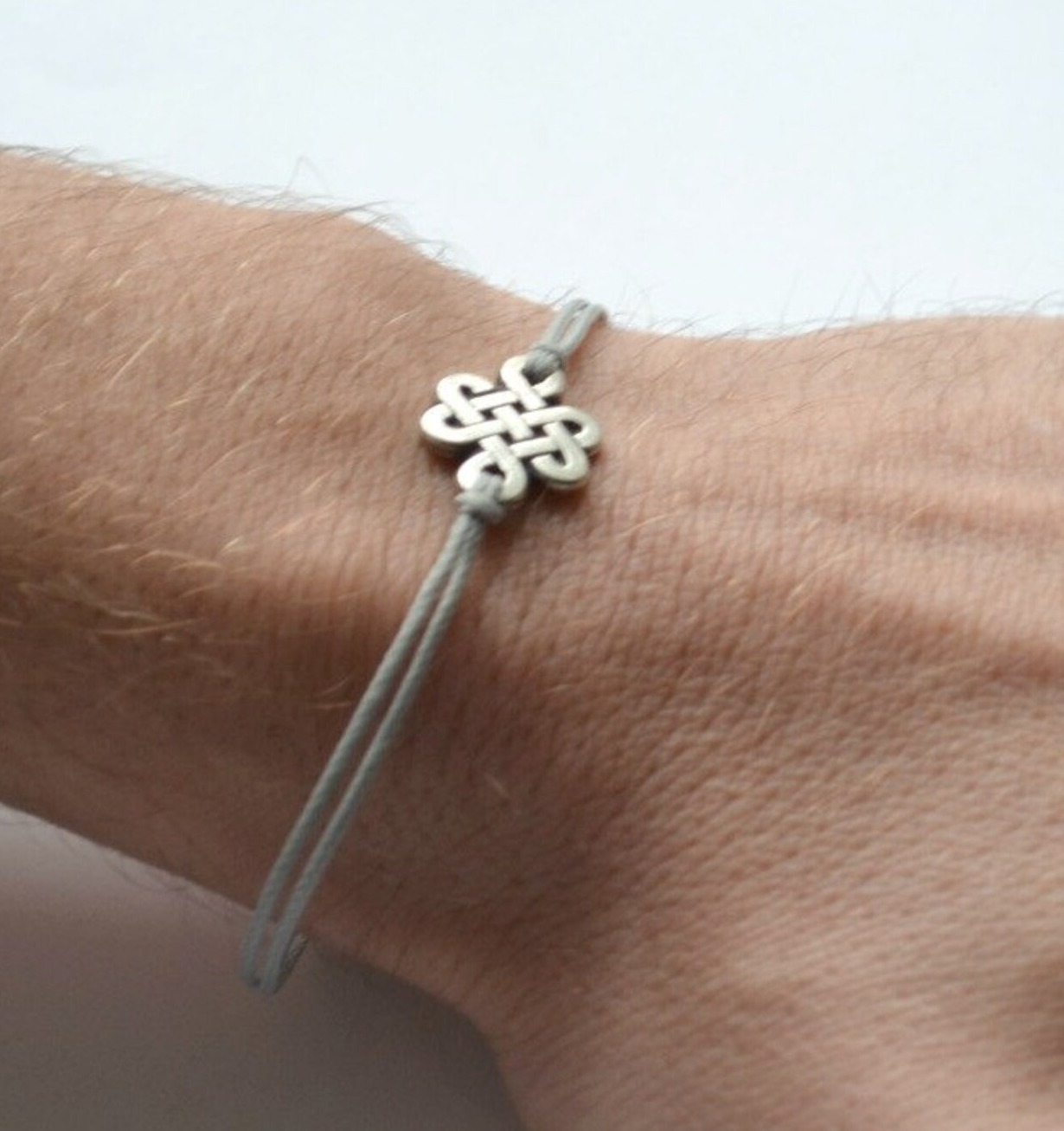 Pulsera Infinity Pulsera celta para hombre - Pulsera con nudo para hombre Joyería para hombre Pulsera OM Pulsera cruzada: Chapado en zinc azul