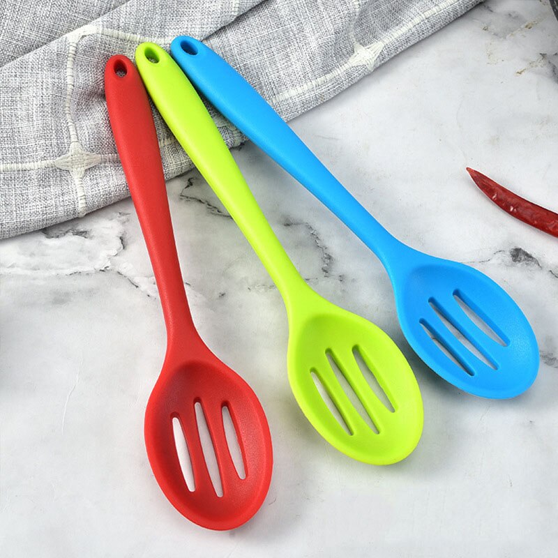 Cuchara de silicona grande para sopa, colador antiadherente resistente a altas temperaturas, utensilios de cocina de mango largo