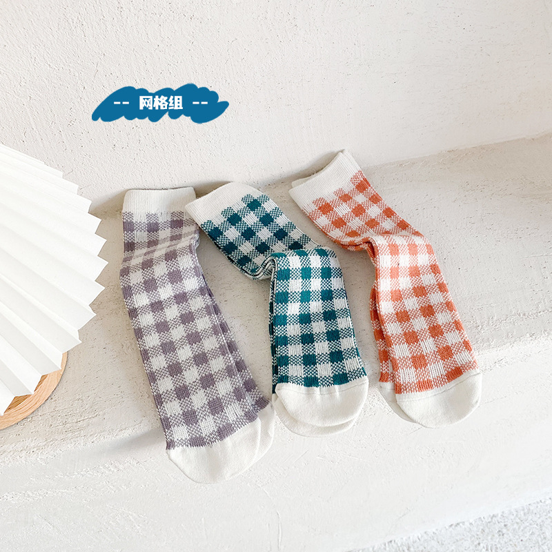 3 paia/lotto calzini per bambini stile coreano Plaid a righe ragazzi e ragazze calzini a tubo calzini alti per bambini calzini per bambini formato libero: C